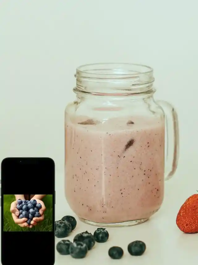 Fig & Blueberry Detox Smoothie