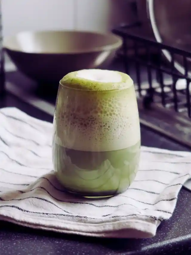 Fig & Matcha Green Smoothie