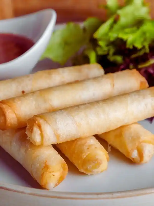 Crispy Fig Spring Rolls 🥕🍇